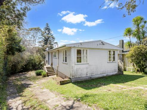 7 Christina Avenue, Te Atatu South