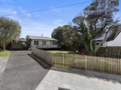 3/85A Atkinson Road, Titirangi