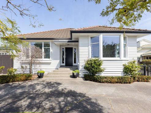 28 Tauroa Road, Havelock North