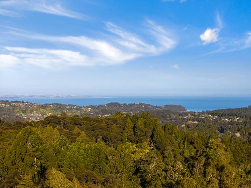 216 Scenic Drive, Titirangi