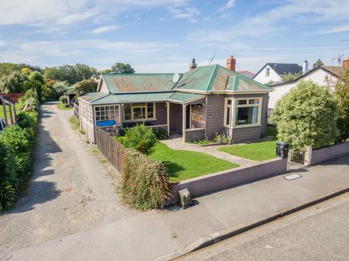 18 Buchanan Street, Parkside