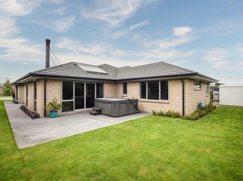 37 Mariposa Crescent, Aidanfield