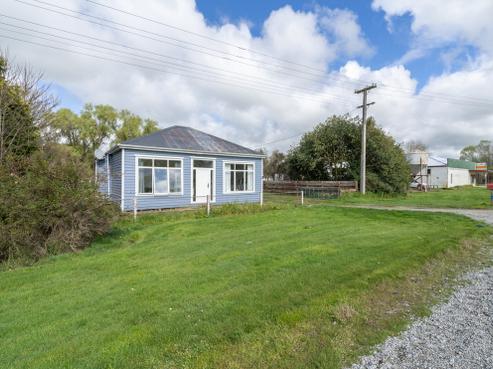 1242 Waipahi Highway, Pukerau
