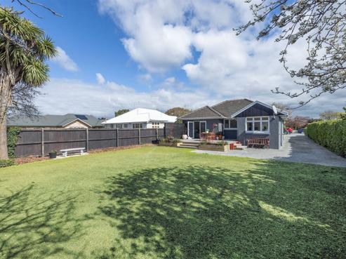 208 Wairakei Road, Bryndwr