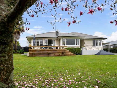 76 Raleigh Street, Leamington