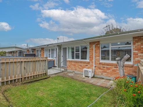 6/84A Linton Street, West End