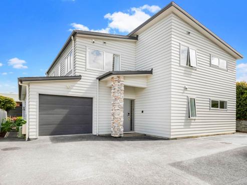 9B Lydia Avenue, Northcote