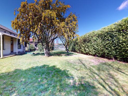 55 Beach Road, Hampstead
