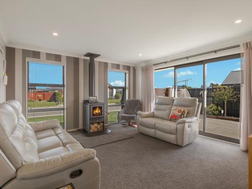 5 Wearing Place, Woodend Beach