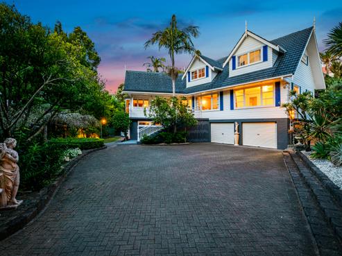 32 Deane Avenue, Titirangi