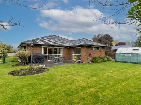 27 Woodglen Drive, Woodend