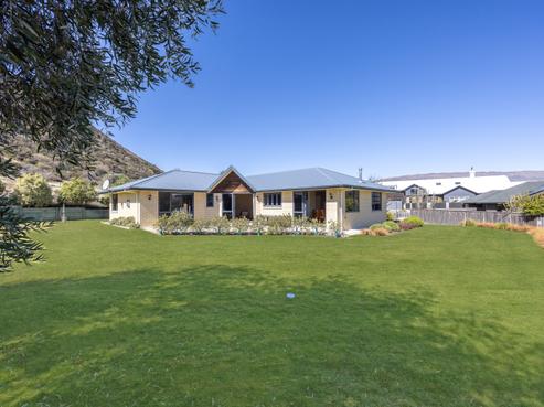 22 Allenby Place, Wanaka