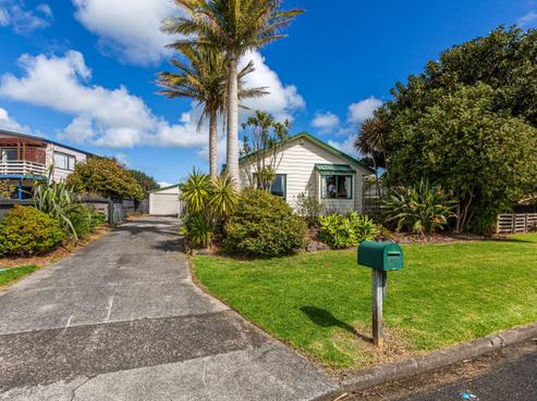 44 Taihiki Road, Clarks Beach