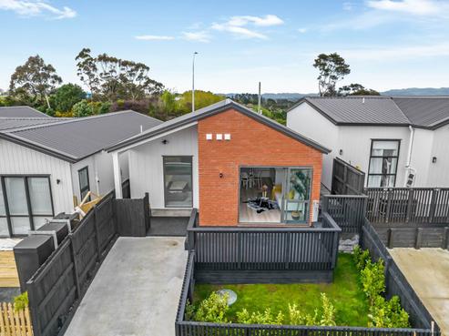 37 Red Hills Road, Massey