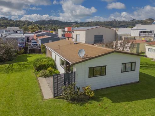 1A Kenneth Avenue, Whitianga