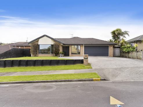 34 Norman Close, The Gardens