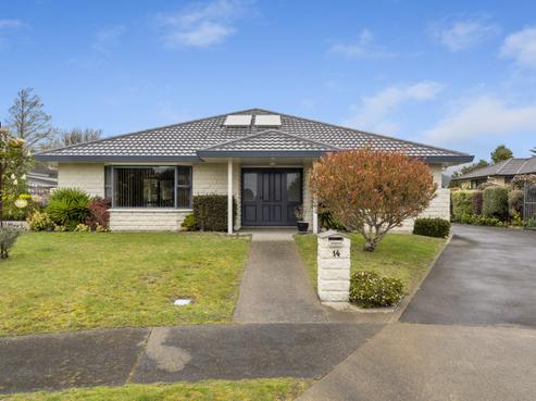 14 Brookfield Place, Paraparaumu