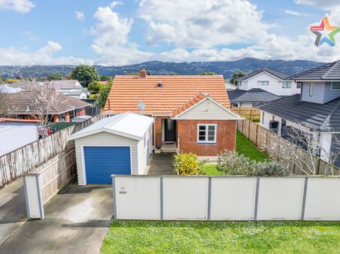 69 Waiwhetu Road, Waterloo