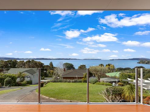 24 Willjames Avenue, Algies Bay