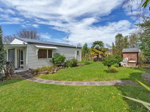 49 Charles Street, Carterton