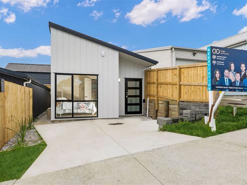 17 Morus Road, Massey