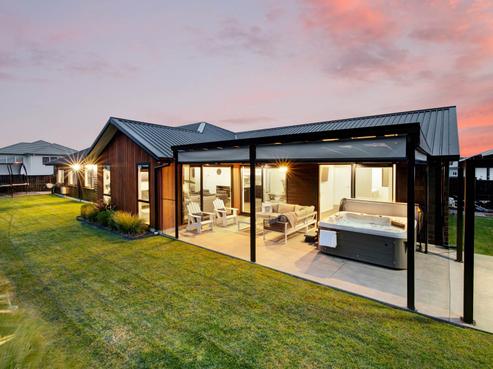 35 Siren Street, Wainui