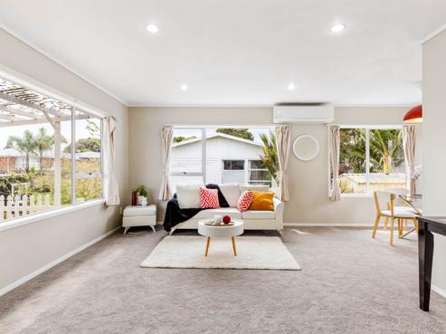 1/61A Strid Road, Te Atatu South