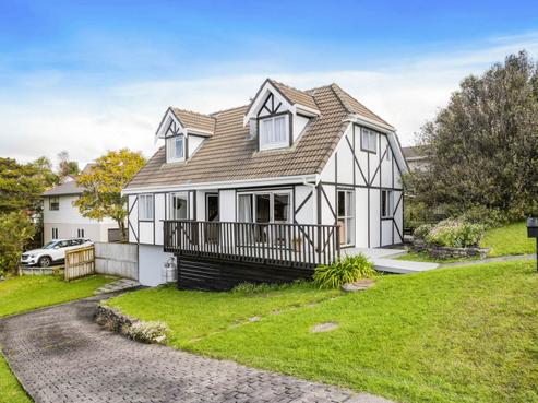 2/1 Trias Road, Totara Vale