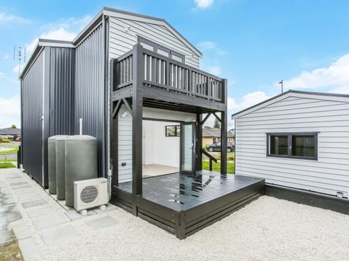 16 Tahuna Minhinnick Drive, Glenbrook