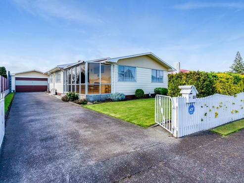 25 Mcguire Street, Hawera