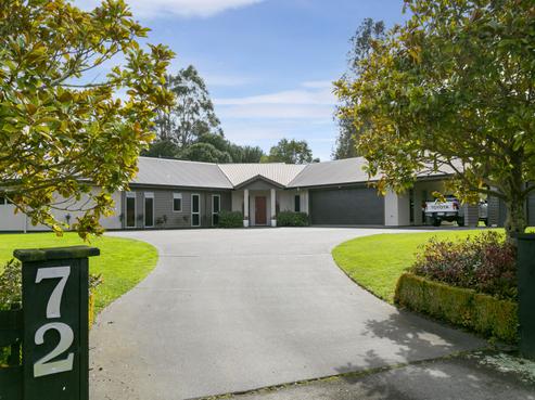 72 Dalmore Way, Acacia Bay