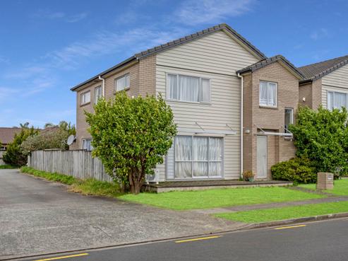 34 Salford Crescent, Flat Bush