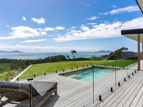 114 The Ridge, Langs Beach