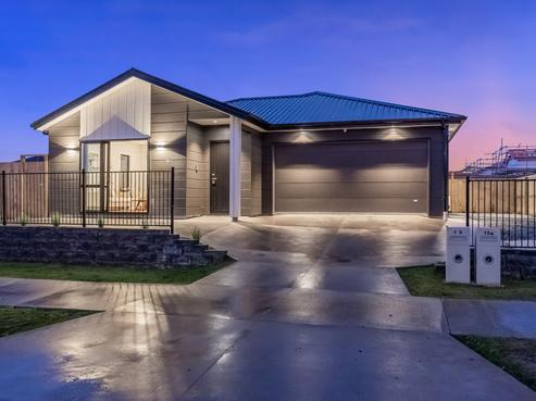 15 McIndoe Road, Kumeu