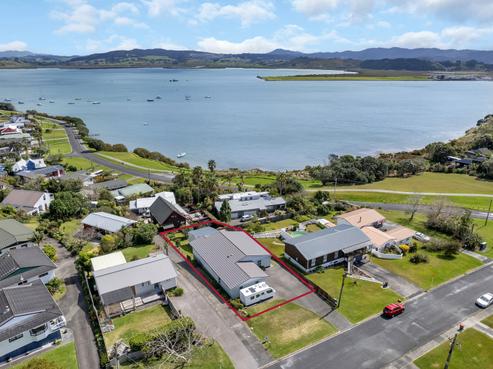 16 Pah Road, Onerahi