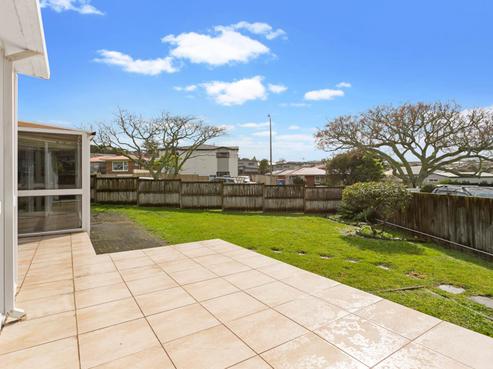 1/73 Howe Street, Howick
