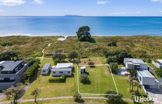 37 Bowentown Blvd, Waihi Beach