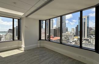 Quality full floor with fit out