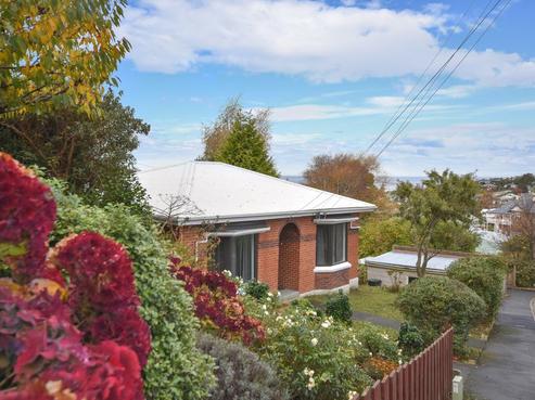 35 Lawrence Street, Mornington