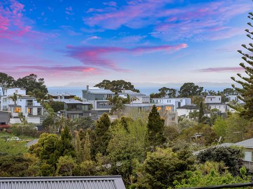 107 Braemar Road, Castor Bay