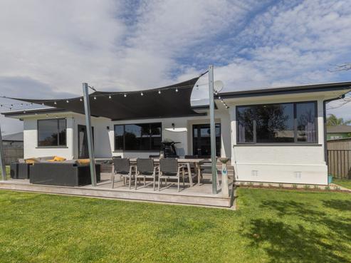 911A Rata Street, Mahora