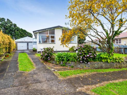 13 Newbury Place, Waitara