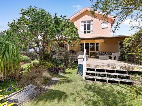 8 Harbour View Road, Point Wells