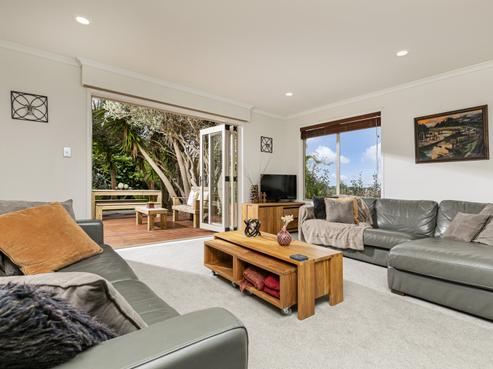 17 West Hoe Heights, Orewa