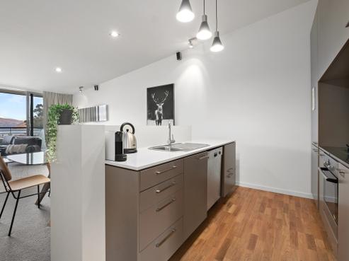 38H Lomond Crescent, Queenstown Central
