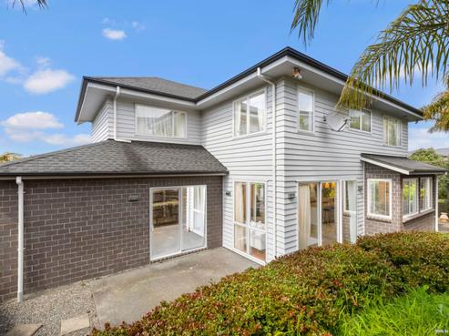 23 Remuremu Street, Long Bay