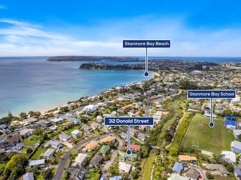 32 Donald Street, Stanmore Bay