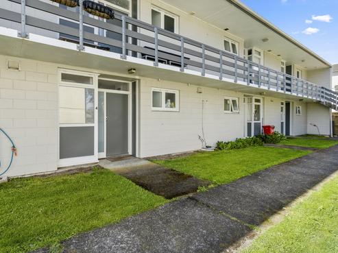 4/35 Campbell Terrace, Petone