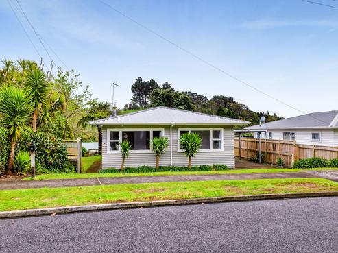 15 Beaumont Crescent, Frankleigh Park
