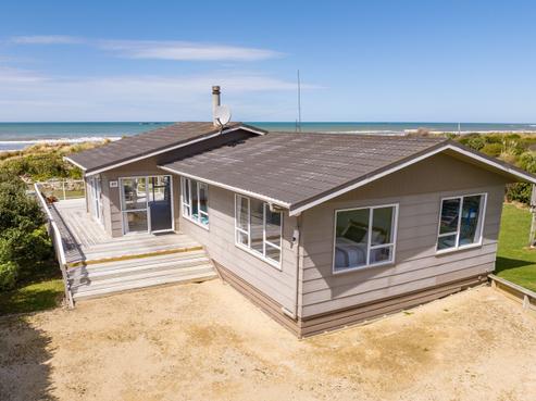 49 Blue Pacific Parade, Riversdale Beach